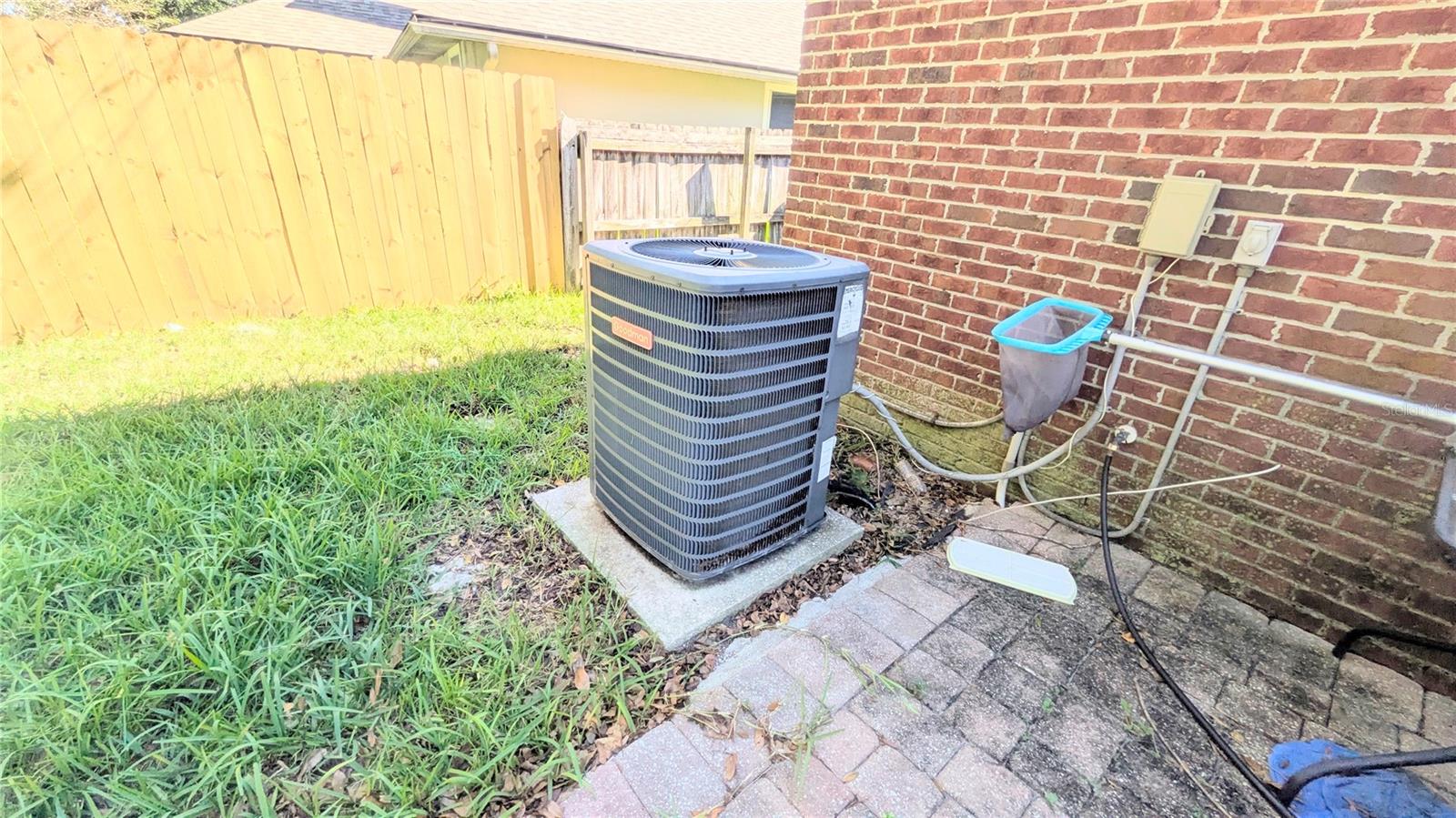 ASHLEY WOODS - Residential