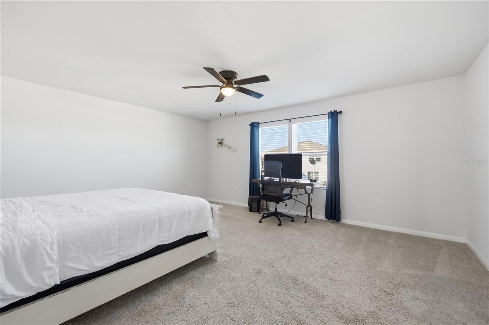 FOREST LAKE PH 1 - Residential Lease