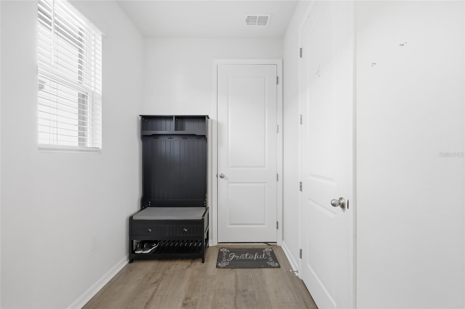 FOREST LAKE PH 1 - Residential Lease