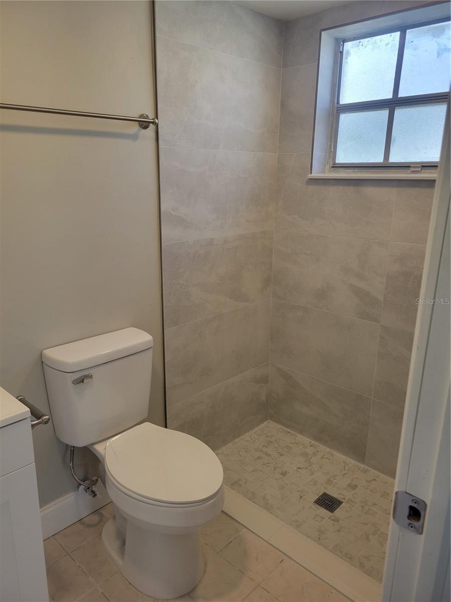 GARDENS BEACON SQUARE CONDO04B - Residential