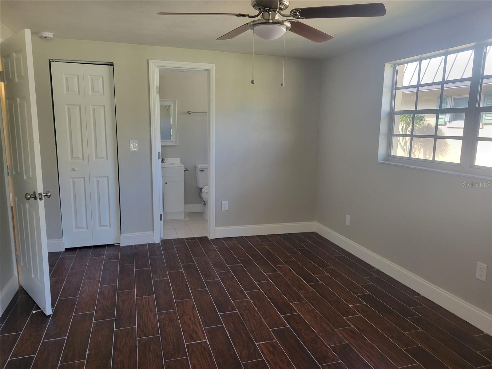 GARDENS BEACON SQUARE CONDO04B - Residential