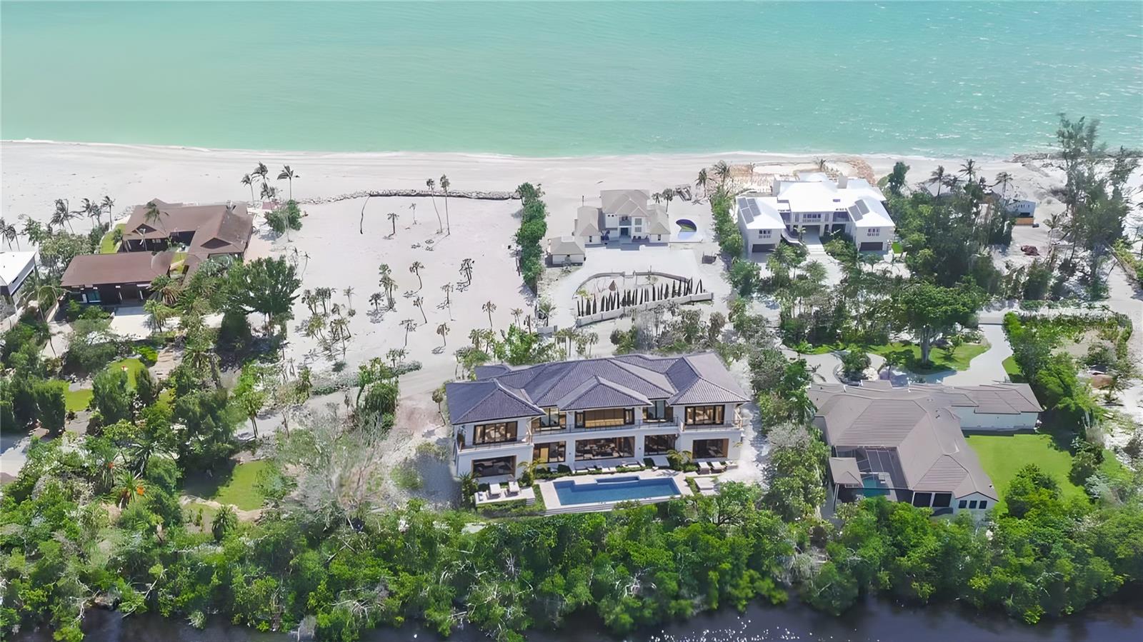 SANDERLING CLUB / SIESTA PROPERTIES INC - Land