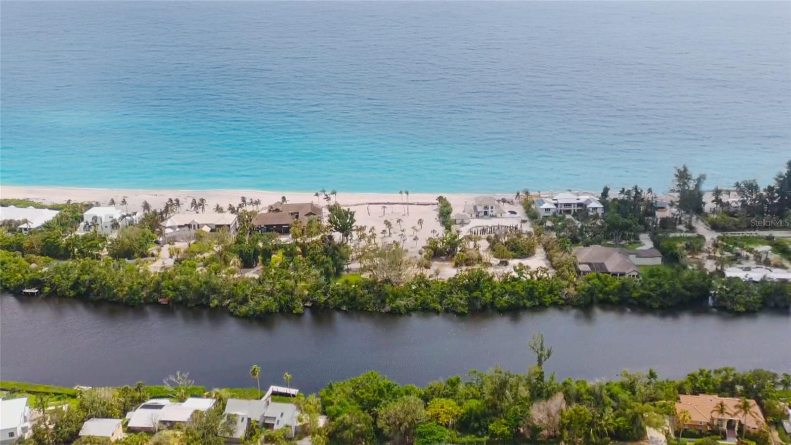 SANDERLING CLUB / SIESTA PROPERTIES INC - Land