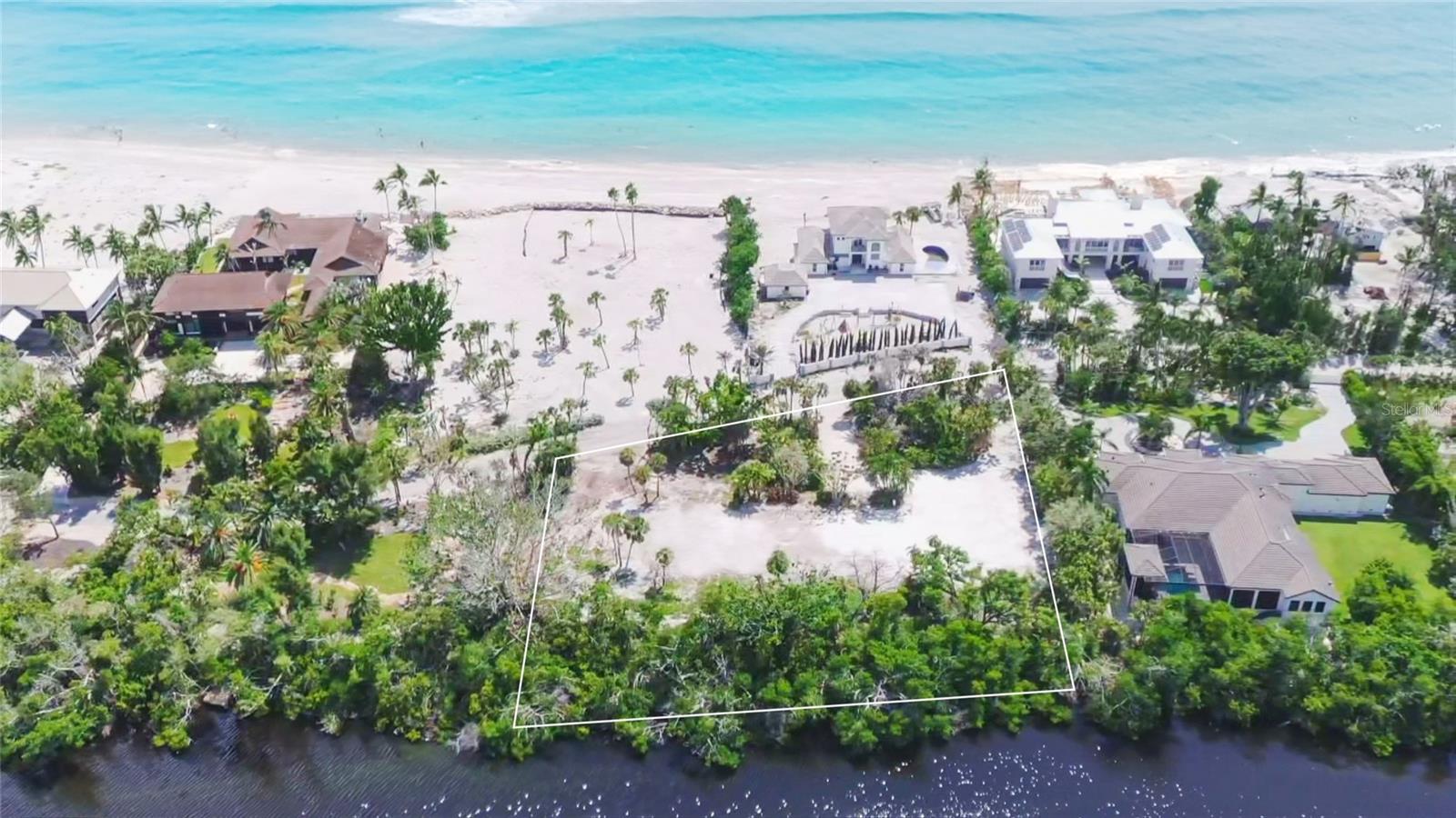 SANDERLING CLUB / SIESTA PROPERTIES INC - Land