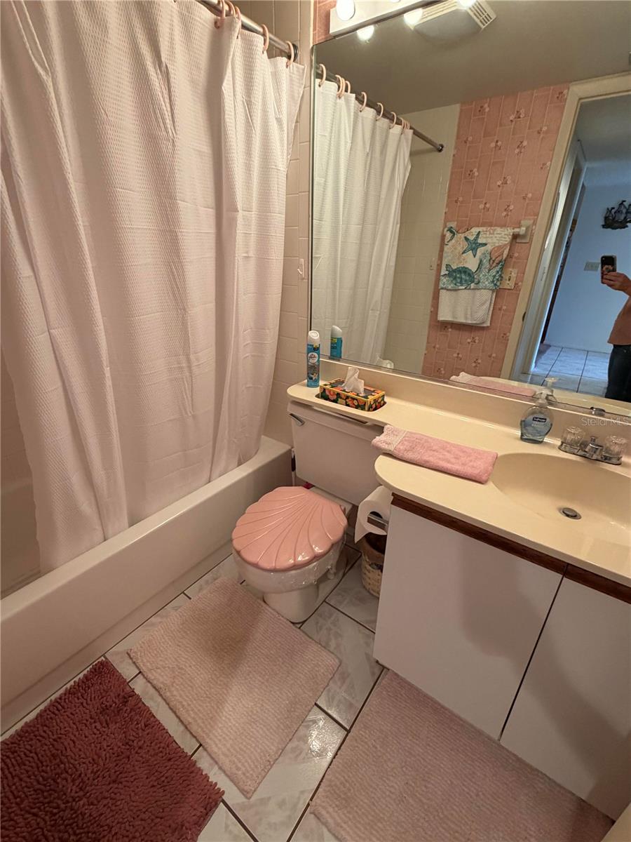 THE GREENS AT PINEBROOK PH 1 & 2 - Residential Lease