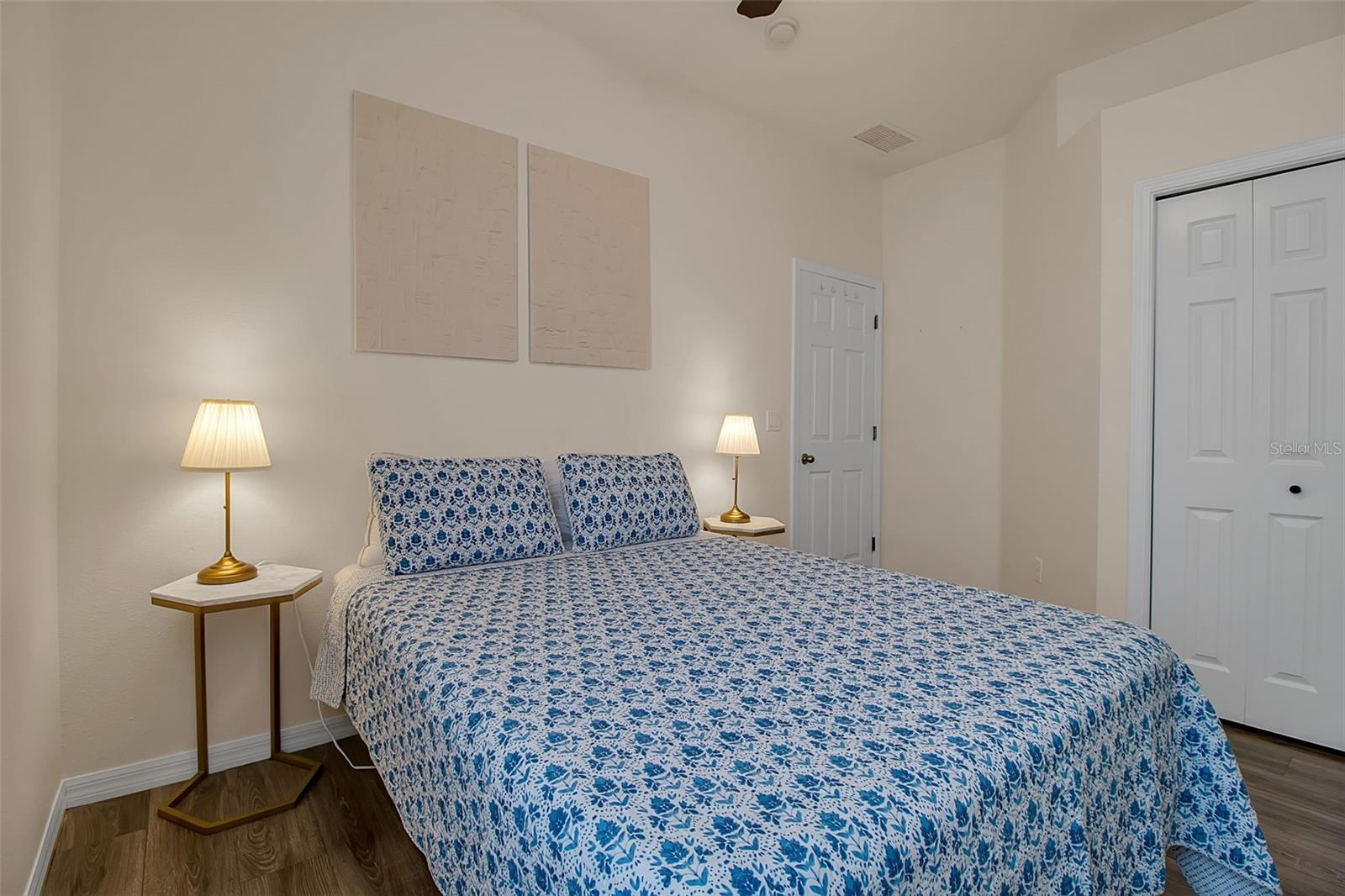 OAKLEY PLACE - Residential