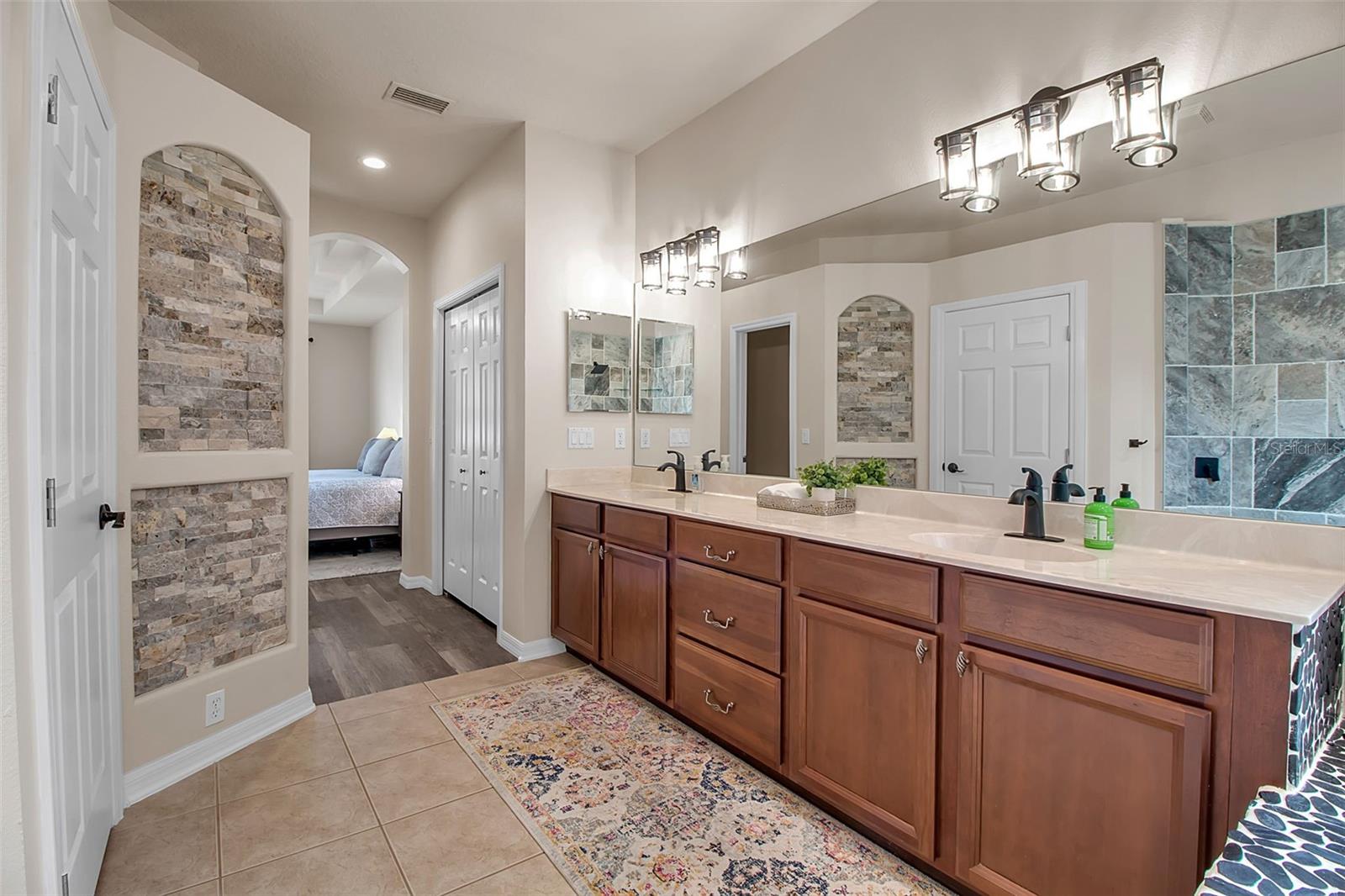 OAKLEY PLACE - Residential