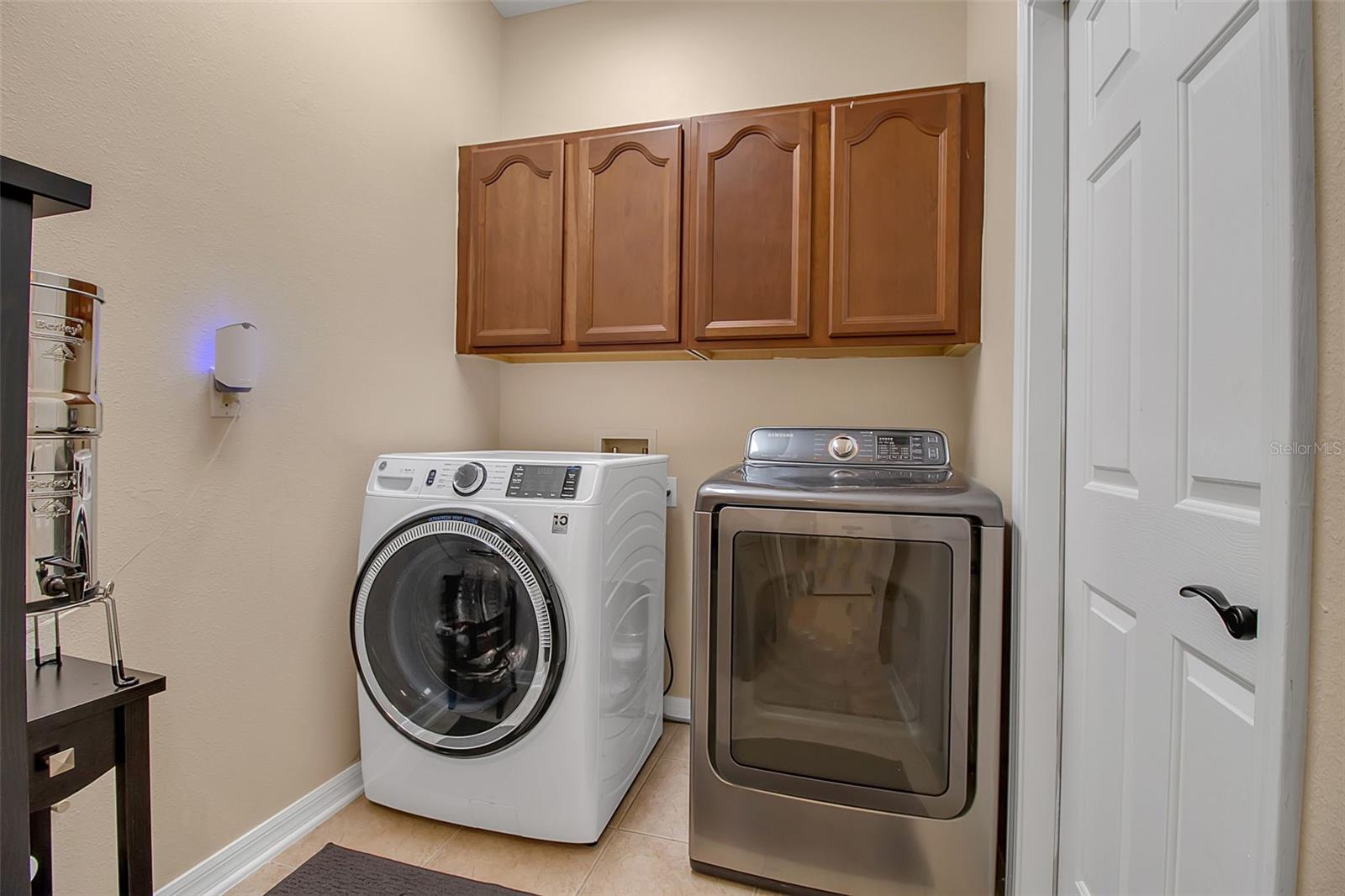 OAKLEY PLACE - Residential