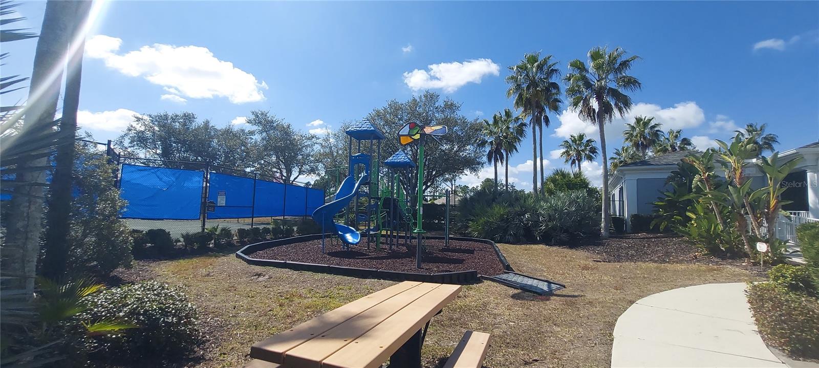 LAKESIDE PLANTATION - Residential