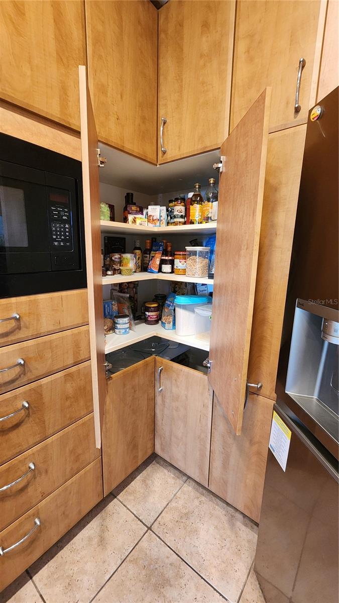 LAKESIDE PLANTATION - Residential