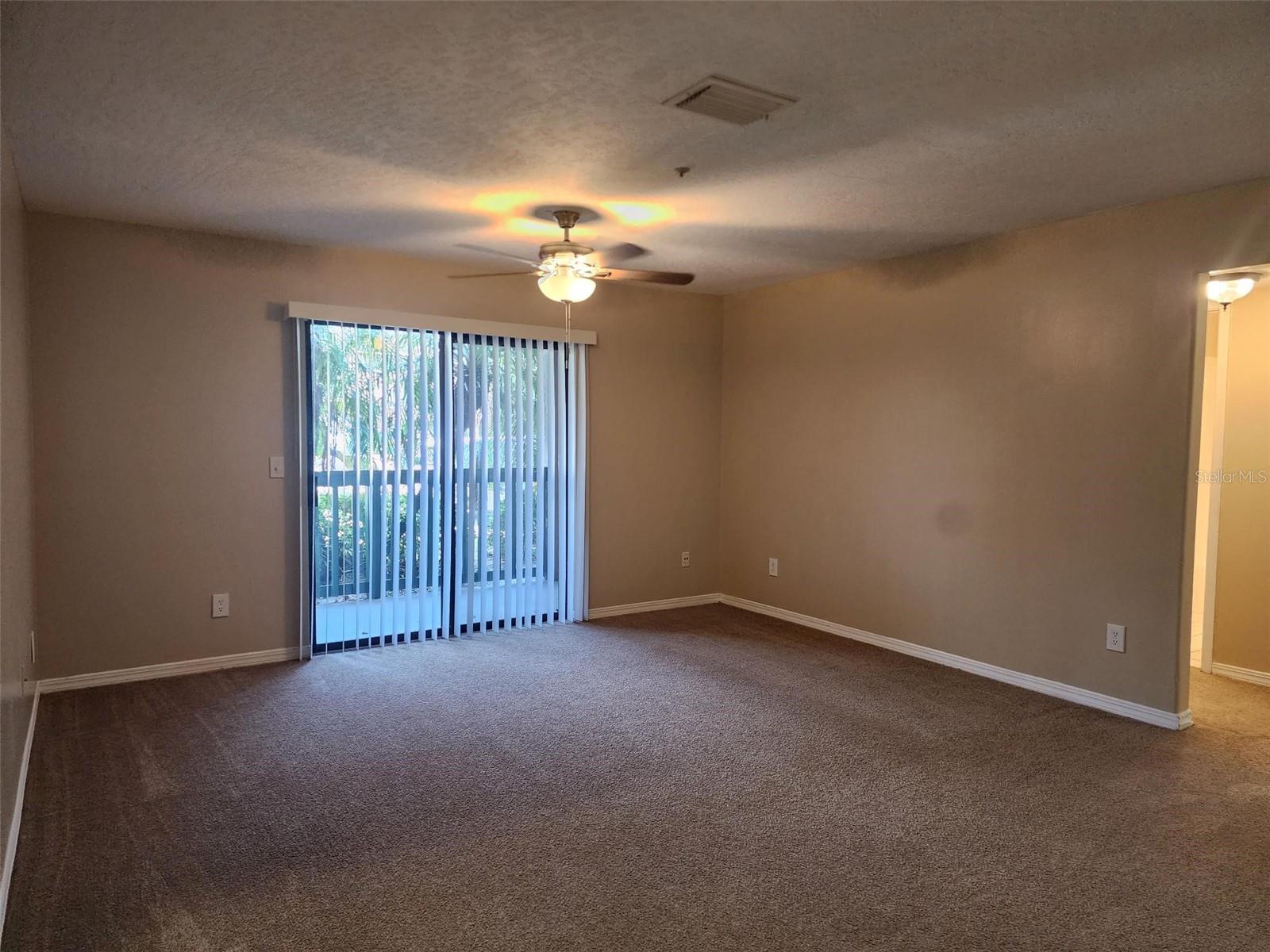 SUNTREE CENTER SUNTREE PUD STAGE 03 TR 25A - Residential Lease