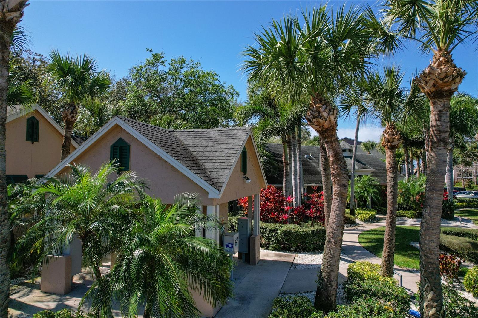 SUNTREE CENTER SUNTREE PUD STAGE 03 TR 25A - Residential Lease