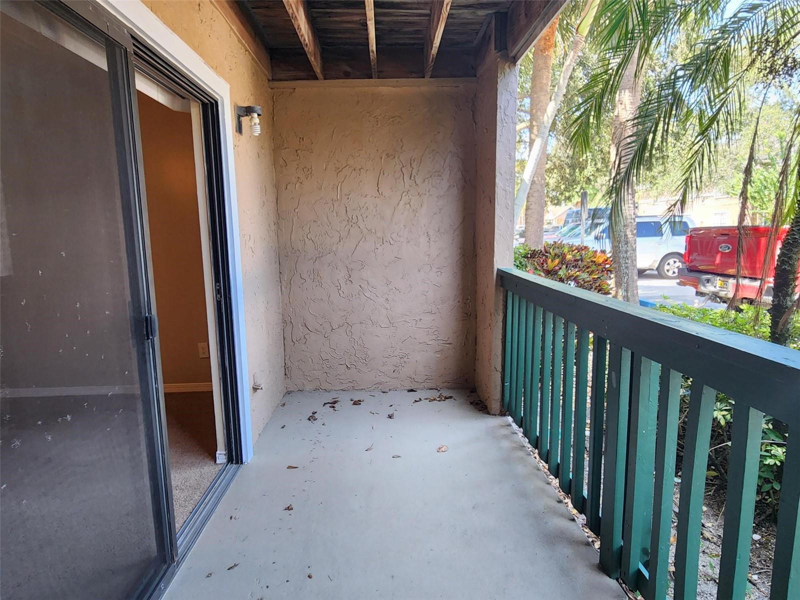 SUNTREE CENTER SUNTREE PUD STAGE 03 TR 25A - Residential Lease