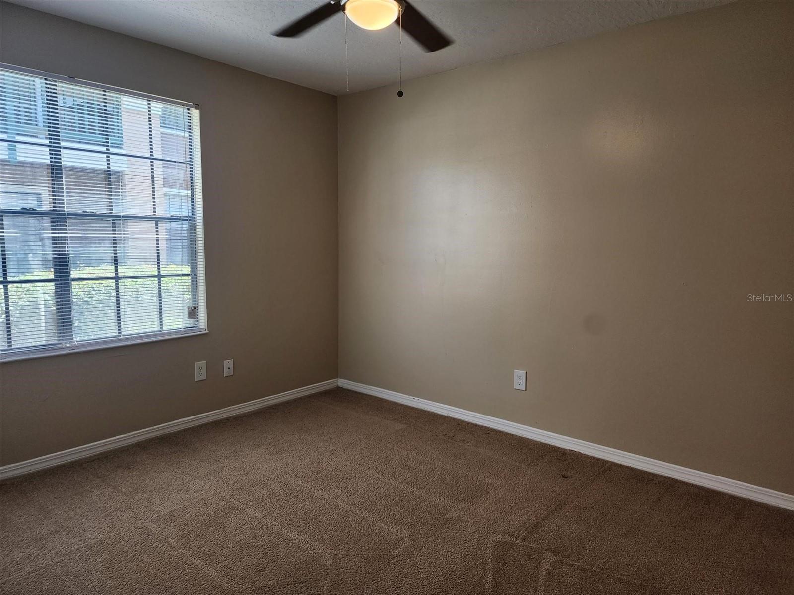 SUNTREE CENTER SUNTREE PUD STAGE 03 TR 25A - Residential Lease