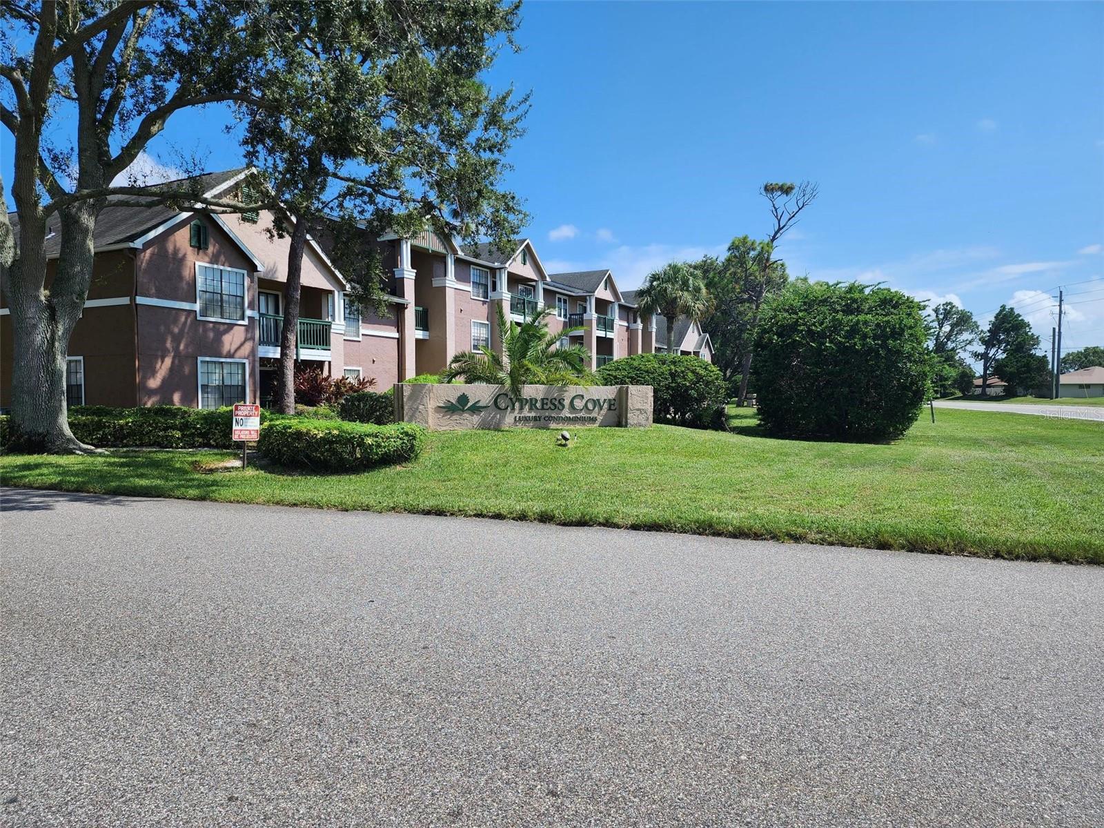 SUNTREE CENTER SUNTREE PUD STAGE 03 TR 25A - Residential Lease