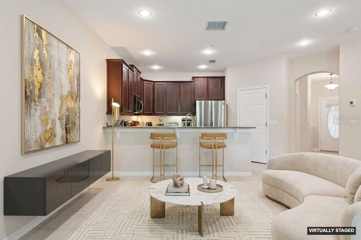 HARBOR WINDS - Residential