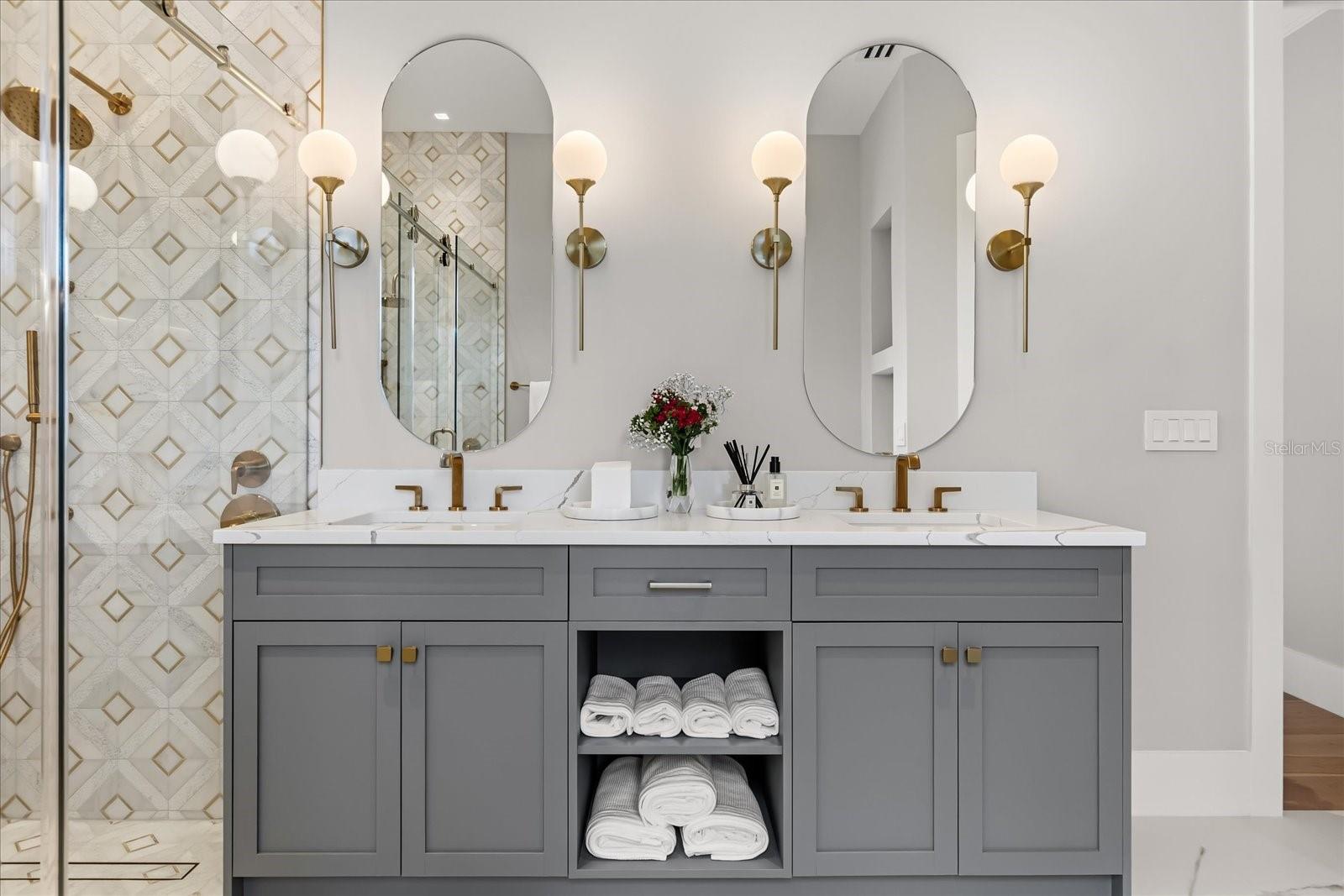 COLONIAL ACRES - Residential