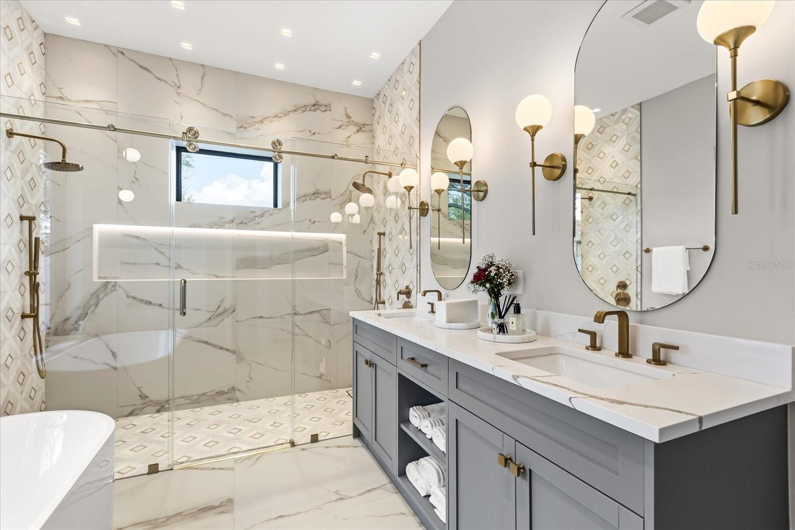 COLONIAL ACRES - Residential