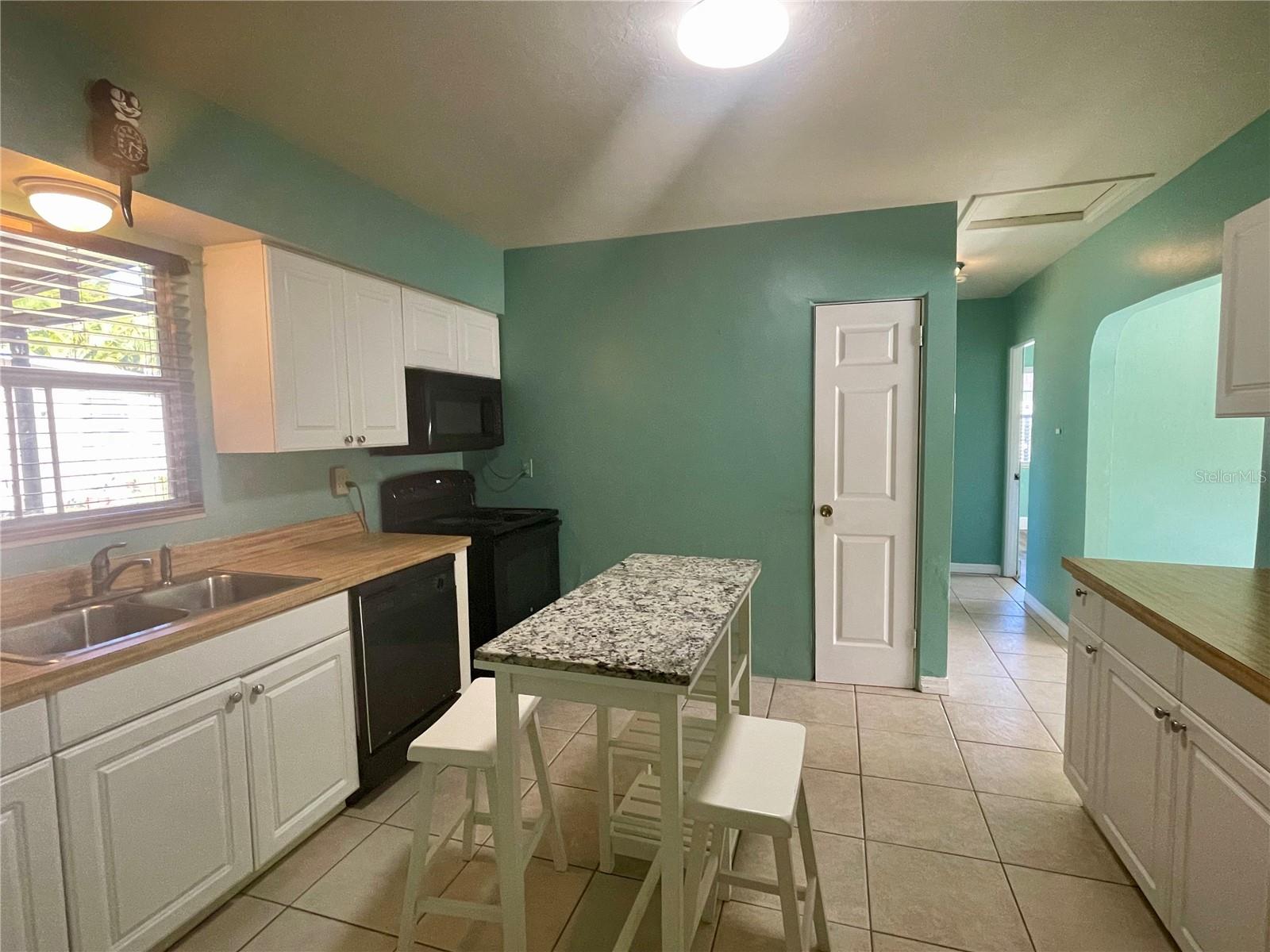 CORDES COVE - Residential