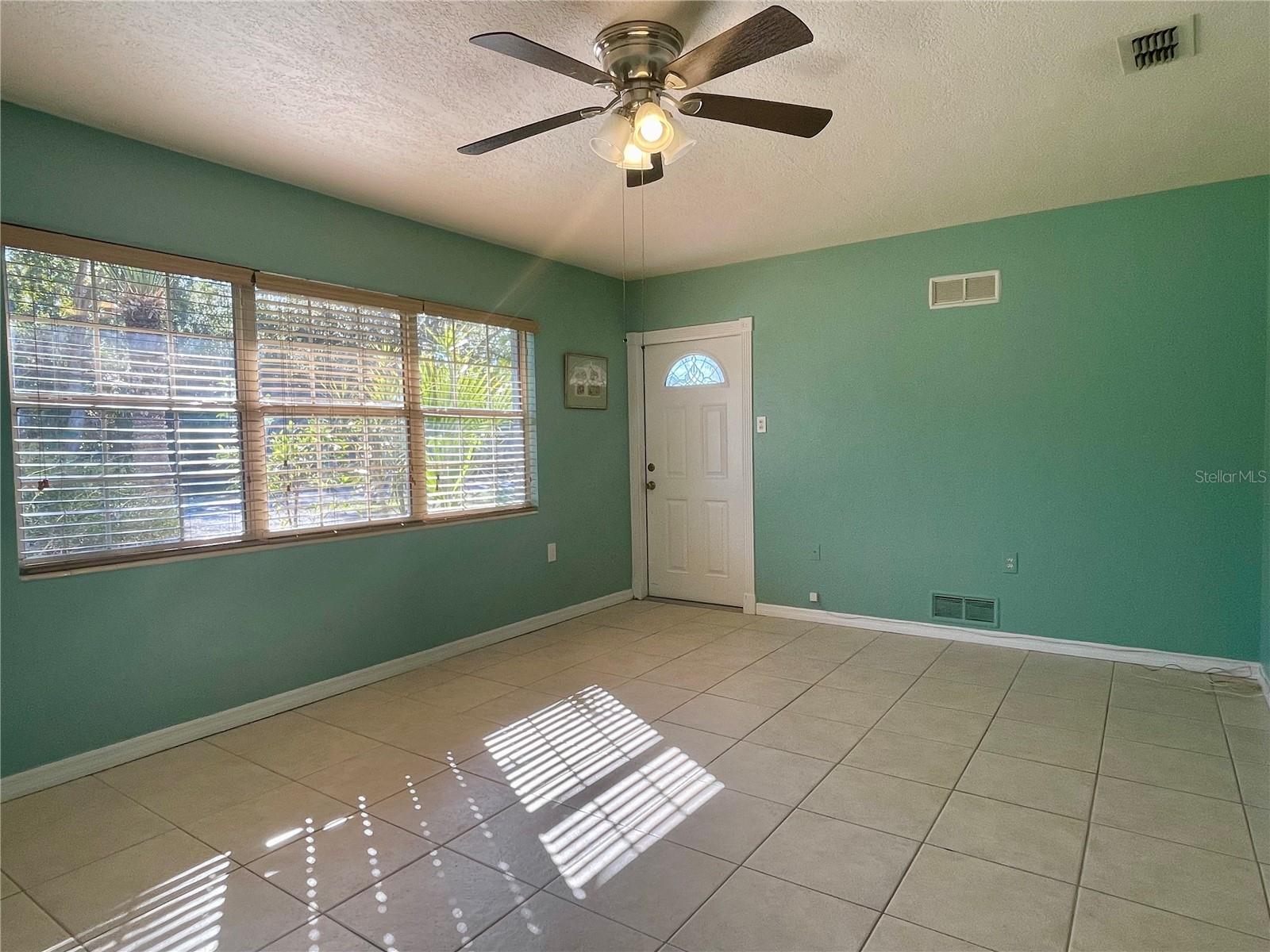 CORDES COVE - Residential