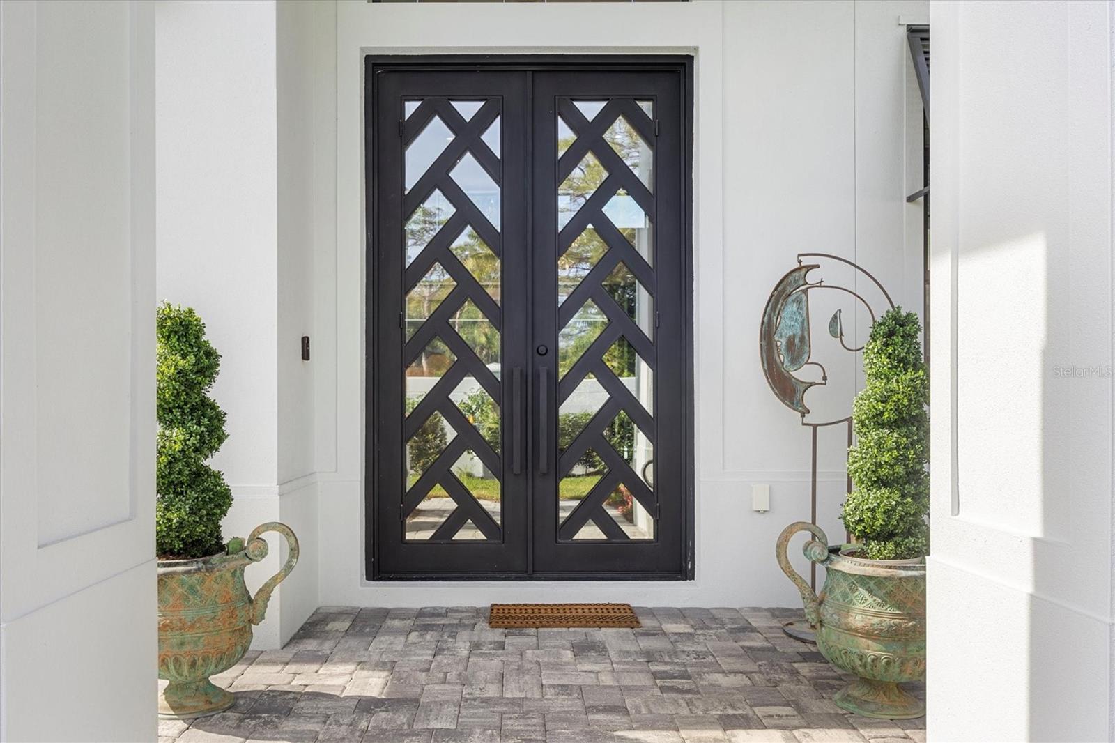 HANSENS SUB OPPOSITE PG IN PB - Residential