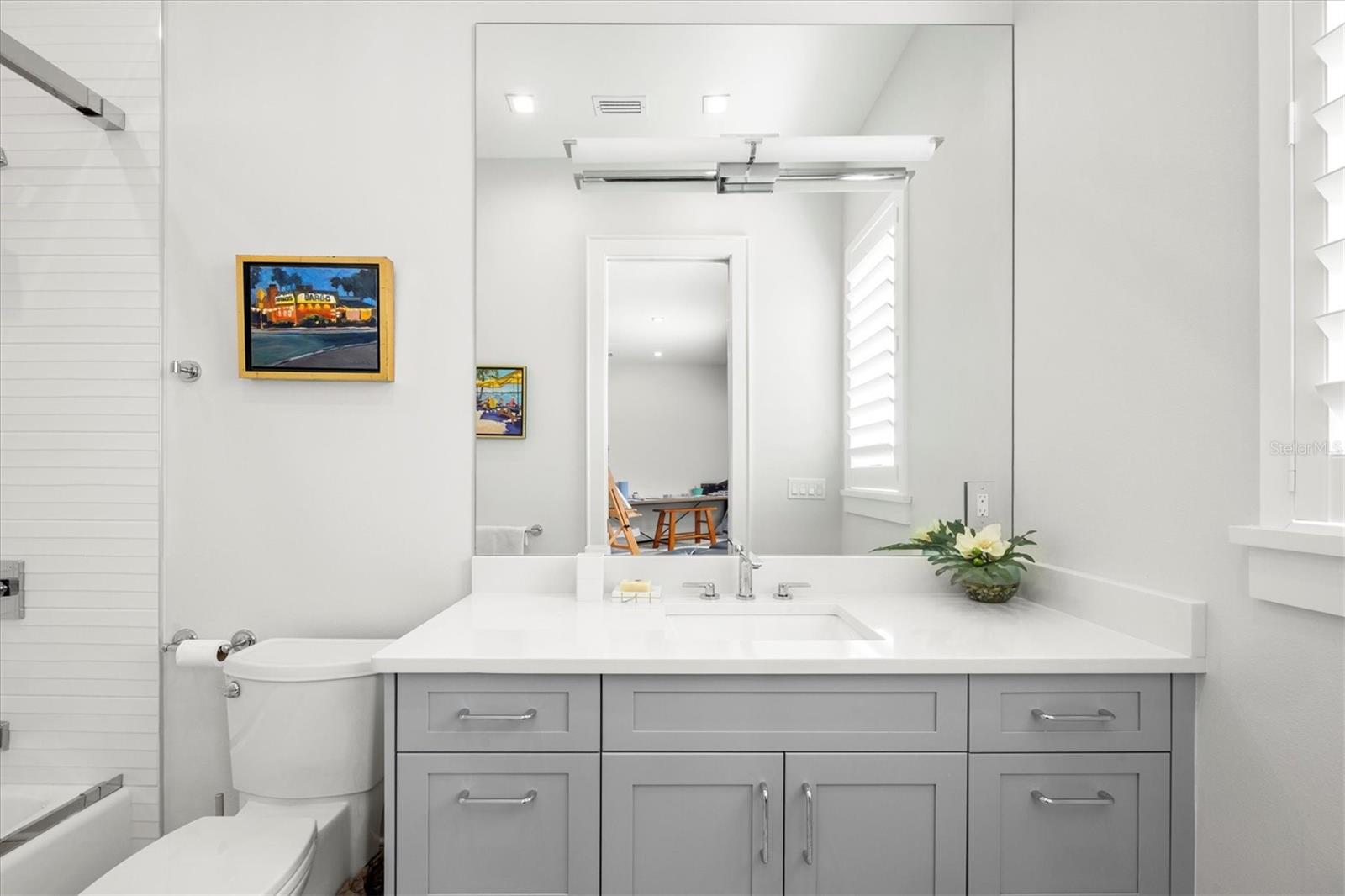 HANSENS SUB OPPOSITE PG IN PB - Residential