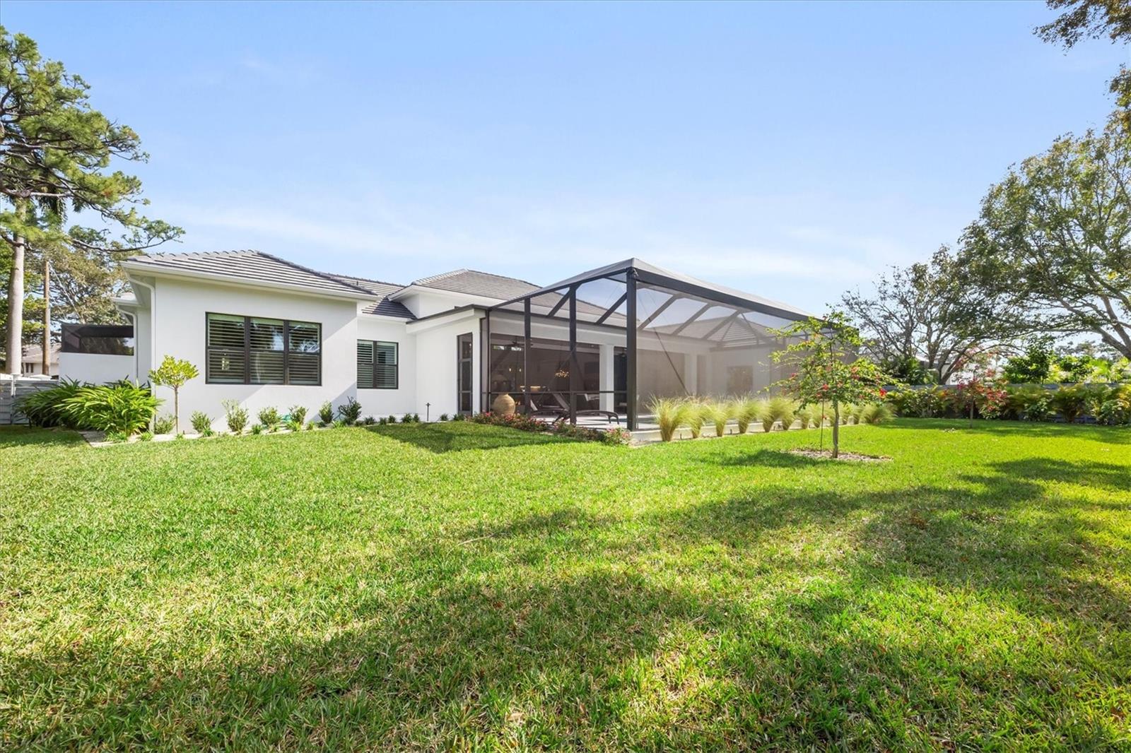 HANSENS SUB OPPOSITE PG IN PB - Residential