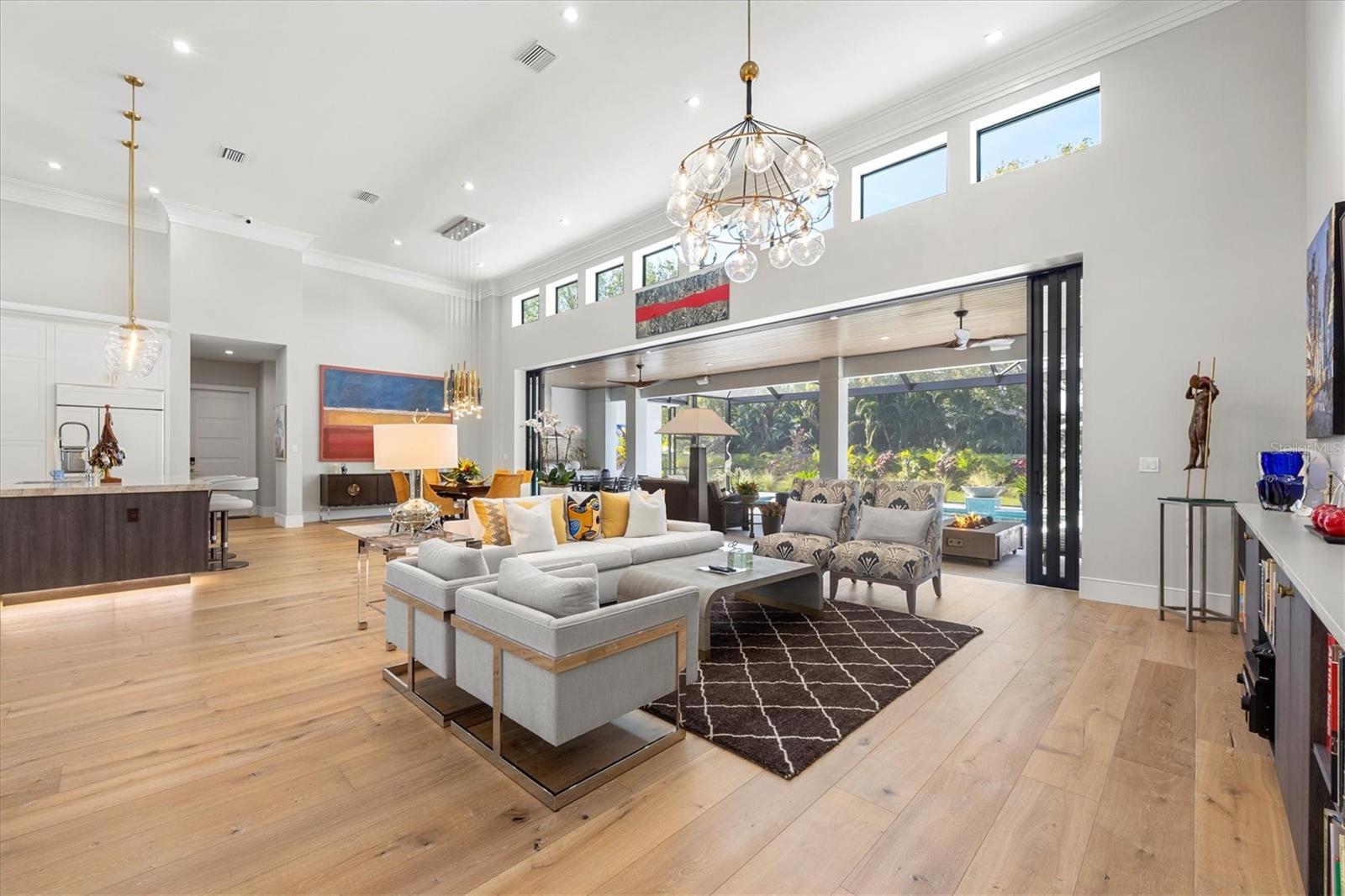 HANSENS SUB OPPOSITE PG IN PB - Residential