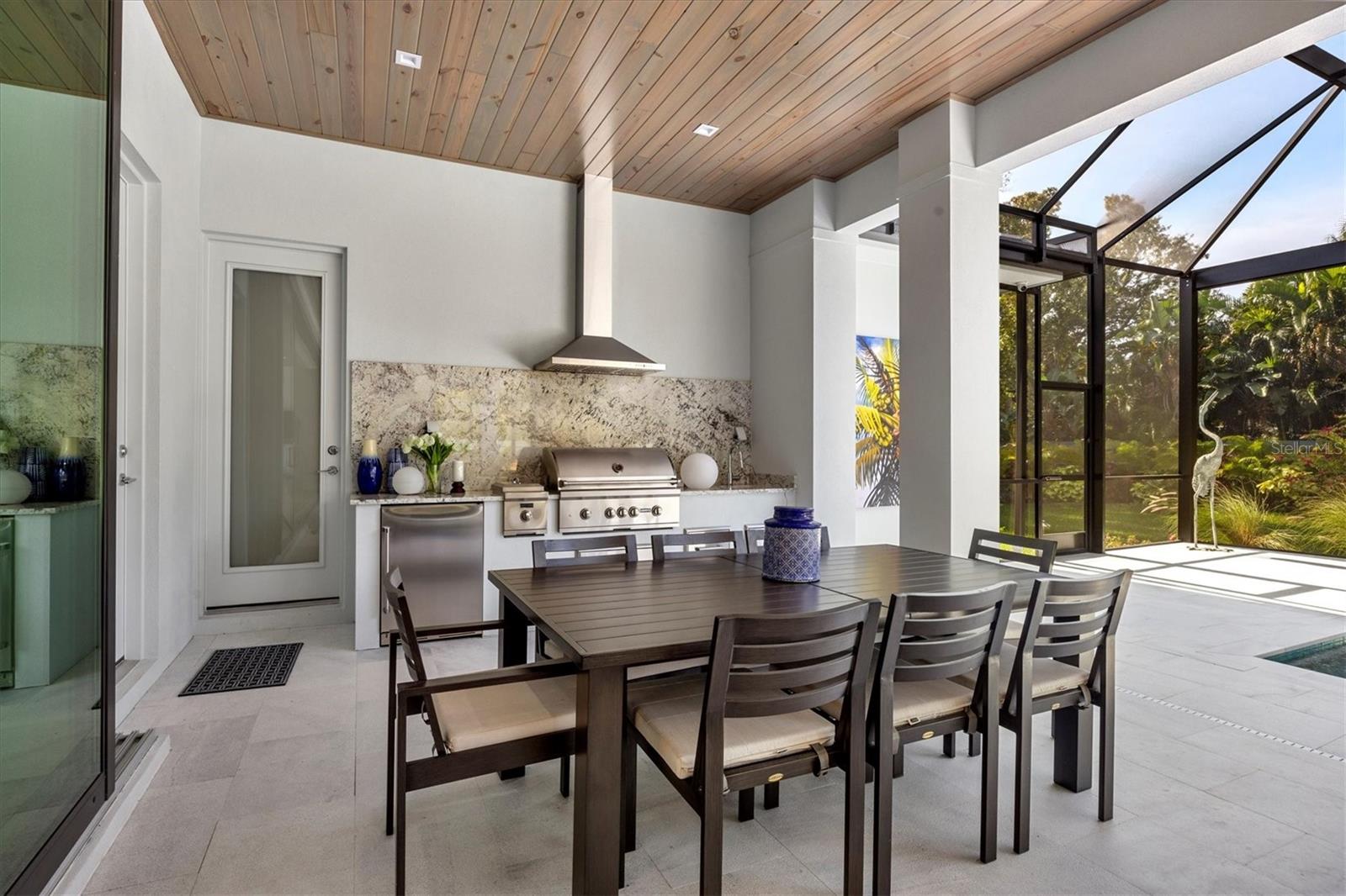 HANSENS SUB OPPOSITE PG IN PB - Residential