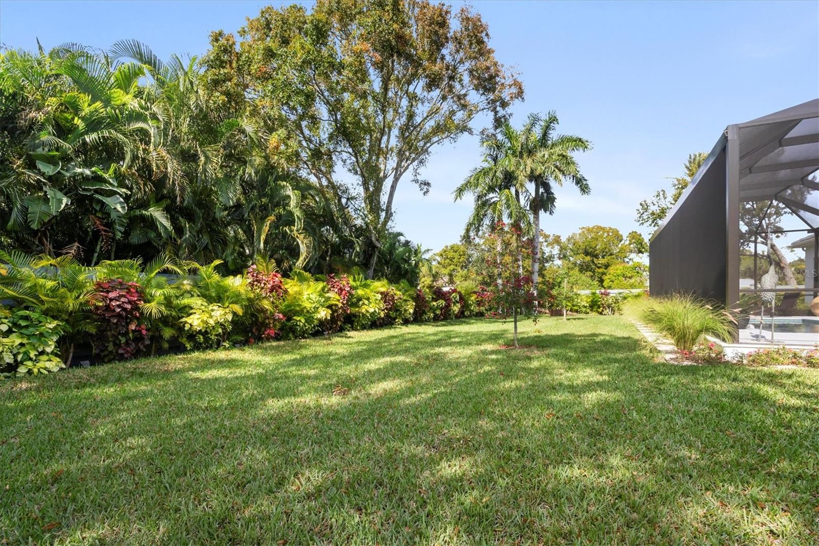 HANSENS SUB OPPOSITE PG IN PB - Residential