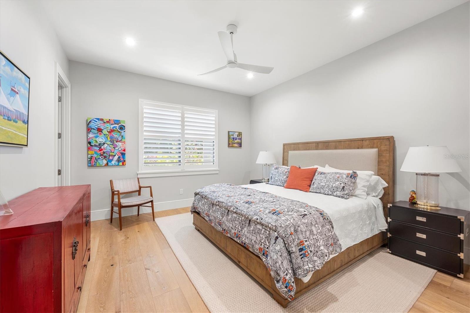 HANSENS SUB OPPOSITE PG IN PB - Residential