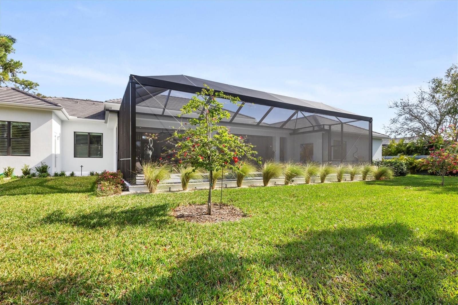 HANSENS SUB OPPOSITE PG IN PB - Residential