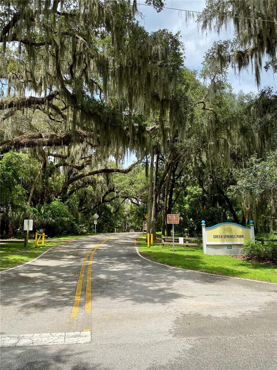 LAKESIDE CONDO APTS - Residential