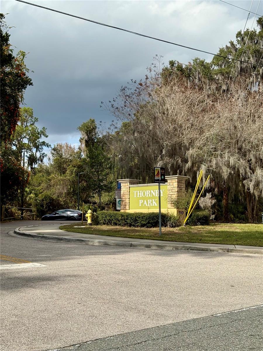 LAKESIDE CONDO APTS - Residential