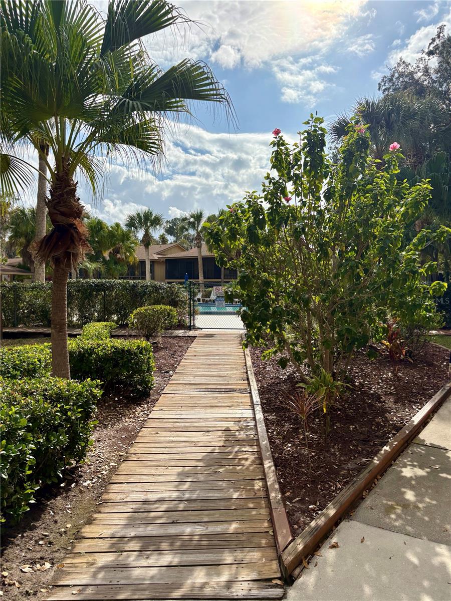 LAKESIDE CONDO APTS - Residential