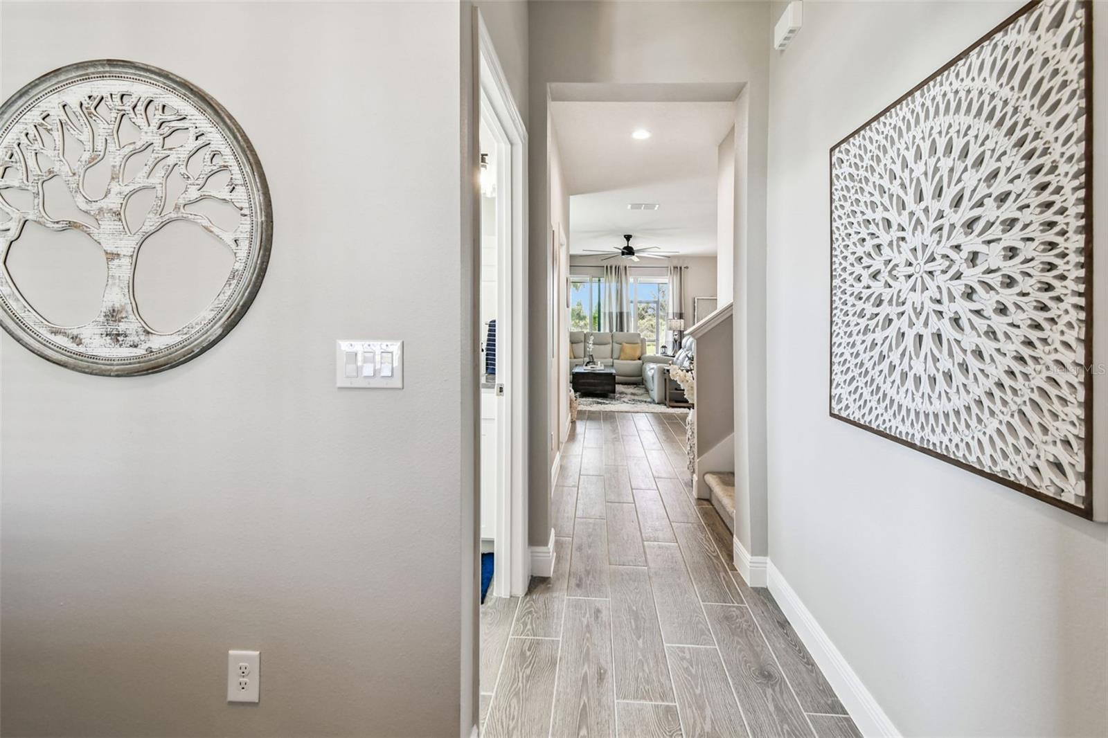 14539 CRESTAVISTA AVENUE