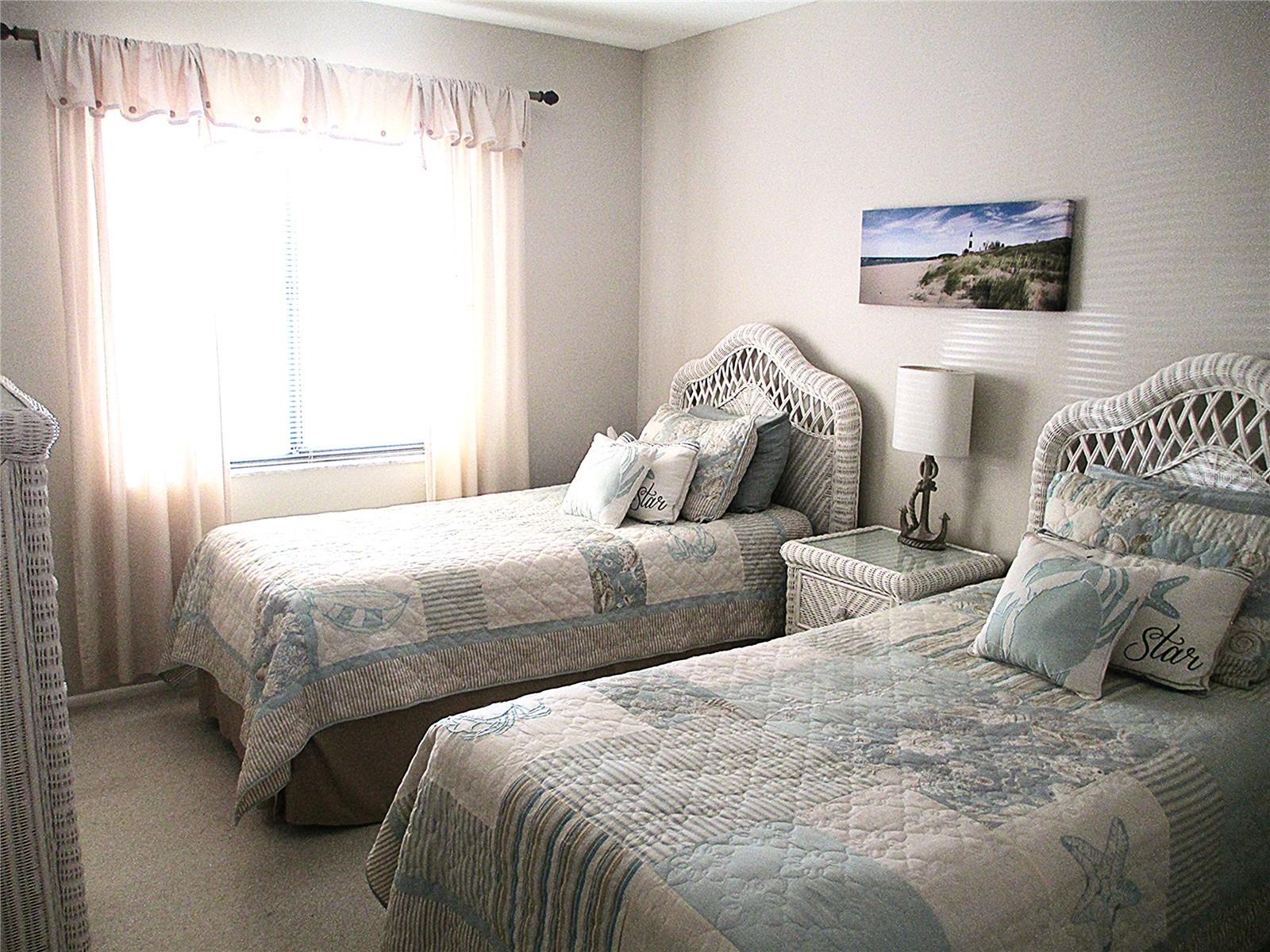 OAKWOOD VILLAS SEC C - Residential