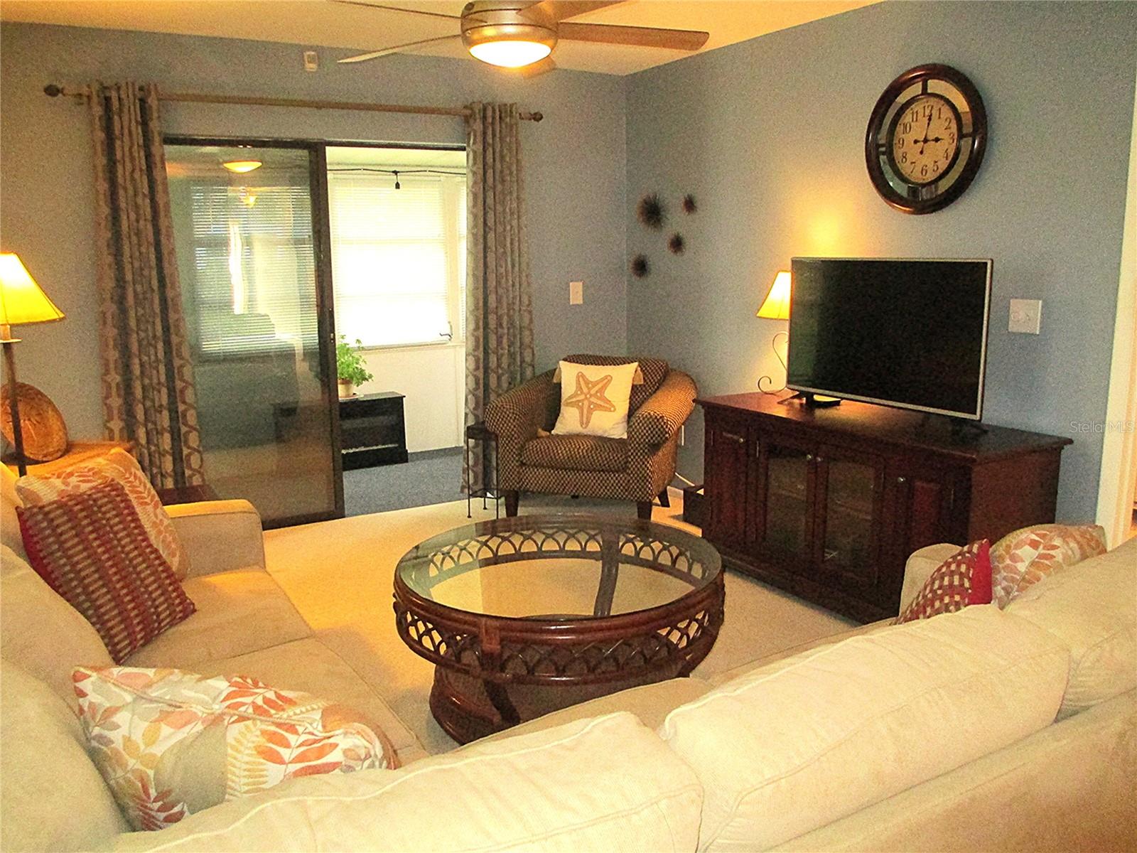 OAKWOOD VILLAS SEC C - Residential