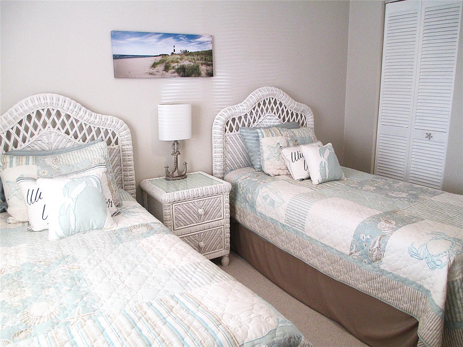 OAKWOOD VILLAS SEC C - Residential