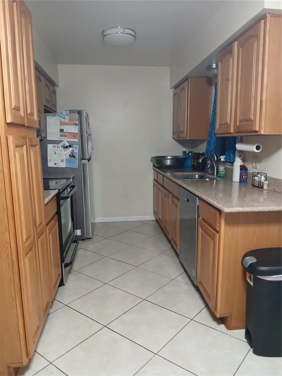 2902 CALUMET DRIVE