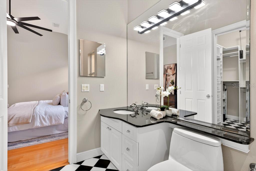 PALMER STREET CONDO OR 6027/2252 - Residential