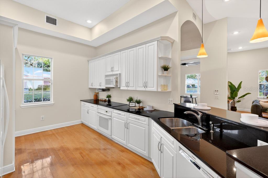 PALMER STREET CONDO OR 6027/2252 - Residential