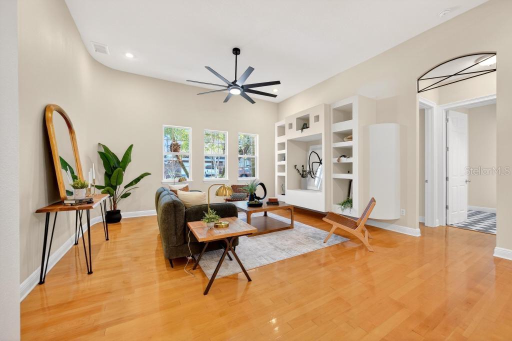 PALMER STREET CONDO OR 6027/2252 - Residential