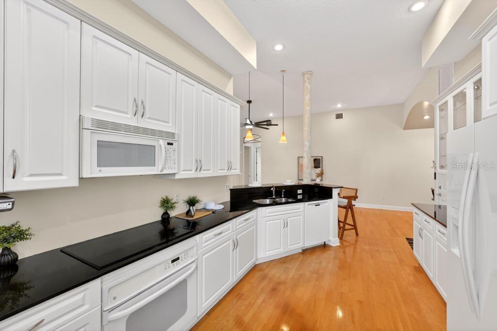 PALMER STREET CONDO OR 6027/2252 - Residential