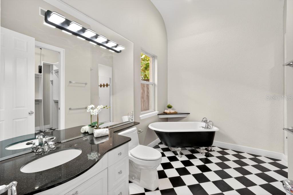 PALMER STREET CONDO OR 6027/2252 - Residential