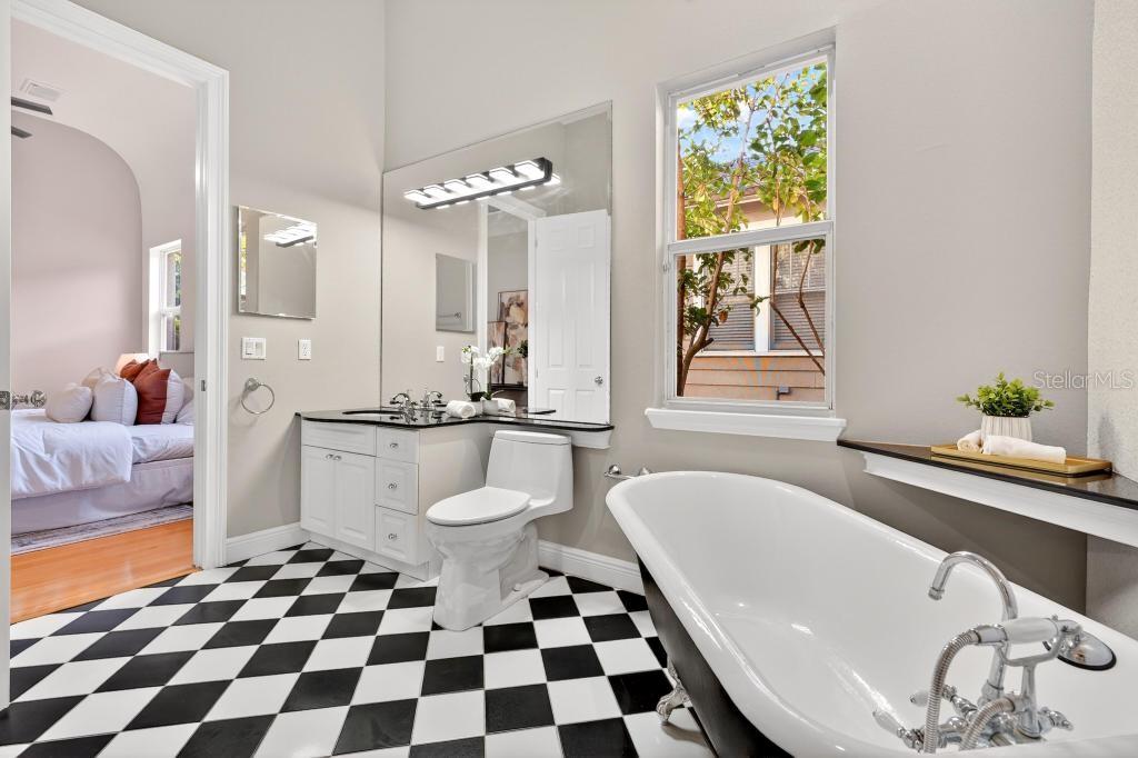 PALMER STREET CONDO OR 6027/2252 - Residential