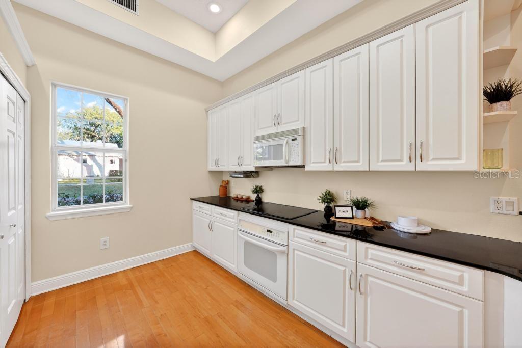 PALMER STREET CONDO OR 6027/2252 - Residential