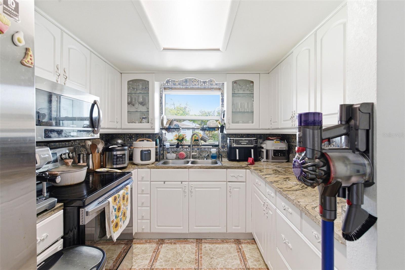 BOUR LANDS - Residential