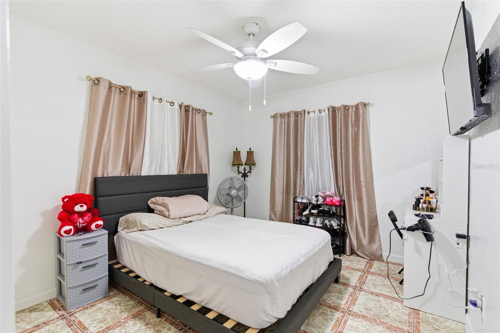 BOUR LANDS - Residential