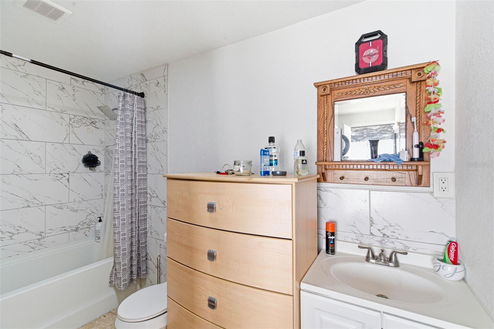 BOUR LANDS - Residential